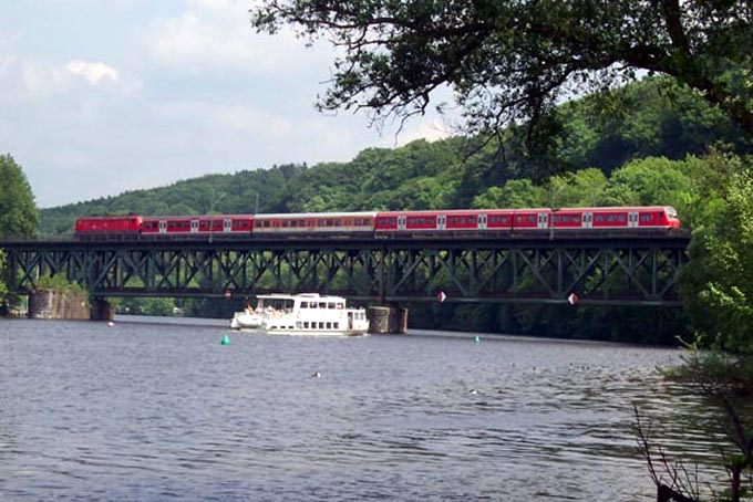 S6 auf der Brücke